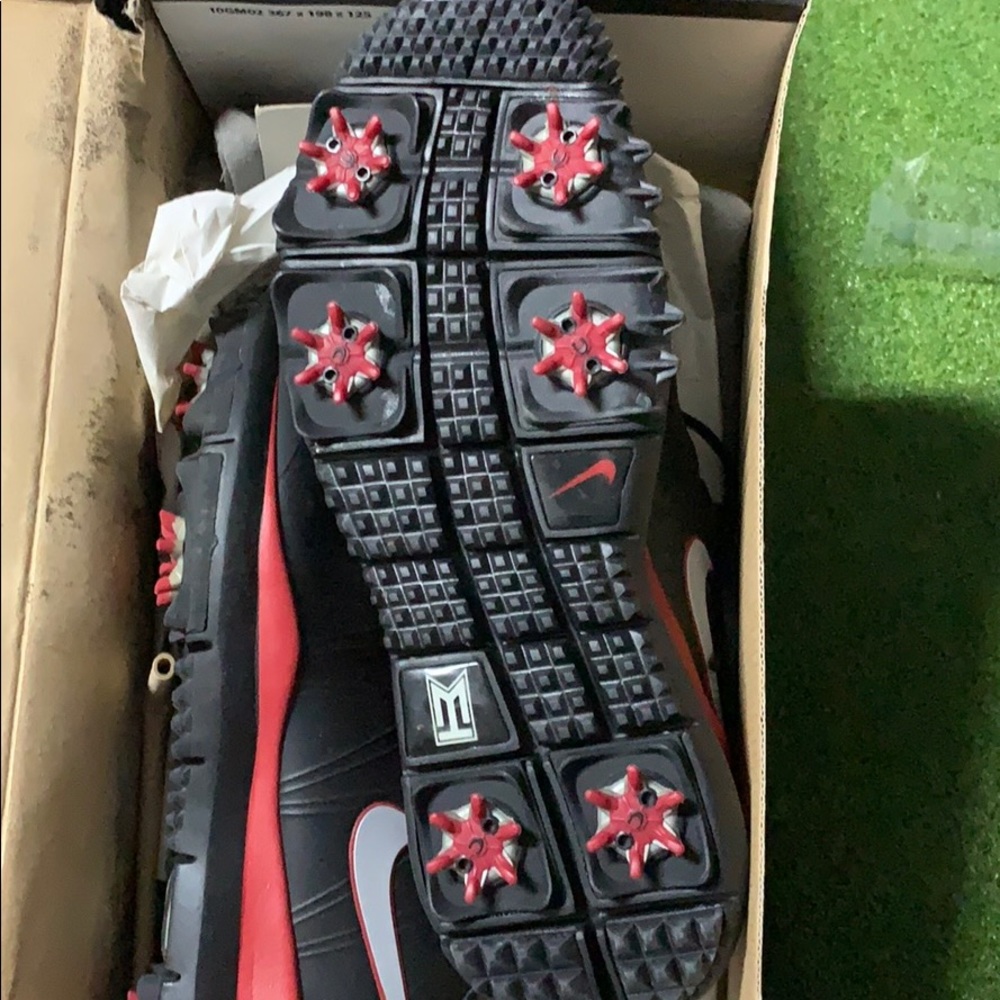 Nike TW ‘14 Black and Red - Picture 3 of 3